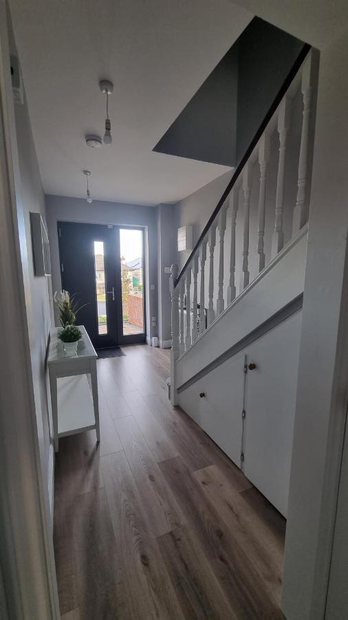 Entire Modern Home With Seaview And Parking Wicklow Exterior foto